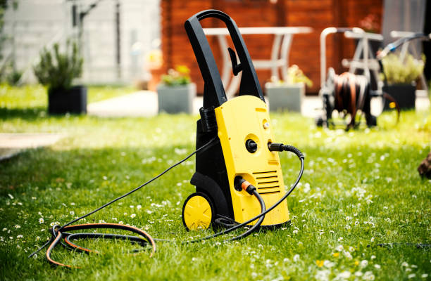 Best Animal Enclosure Cleaning  in Lawrenceville, NJ